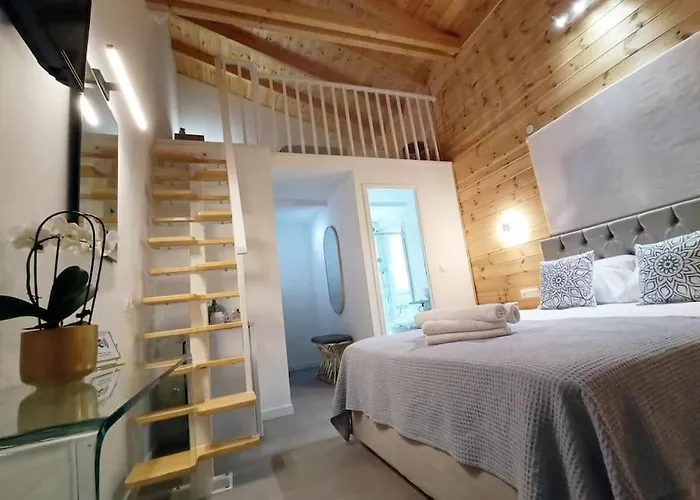Divine Studios Elafonisos B2
